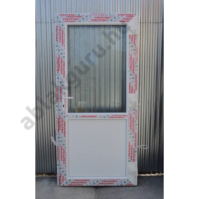 100x210 Műanyag bejárati ajtó öt kamrás profilból - Egy vízszintes osztóval - Csincsilla üveggel - JOBB - Befelé nyíló - (Gyártási méret: 98x208)