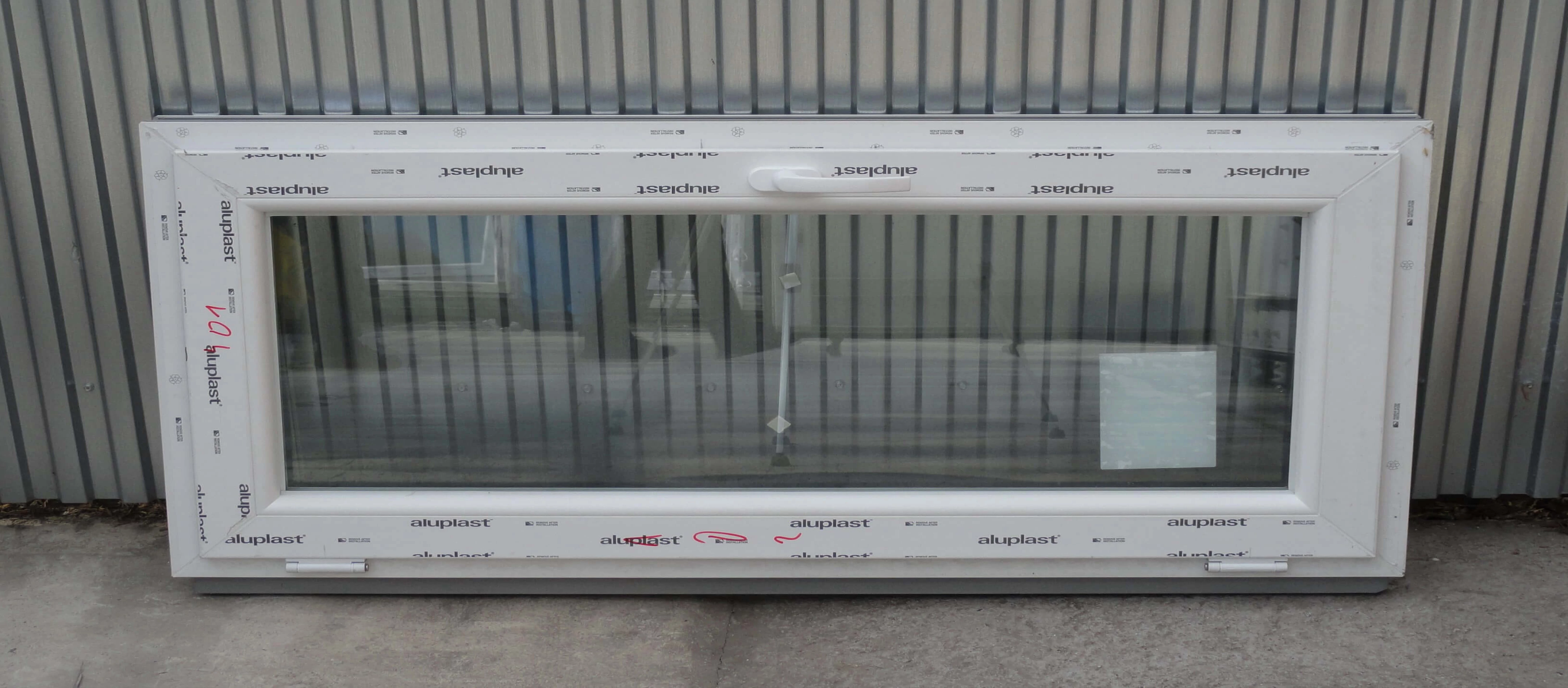 150x60 Bukó műanyag ablak  (Aluplast Siegenia) - (Gyártási mérete: 148x58cm)