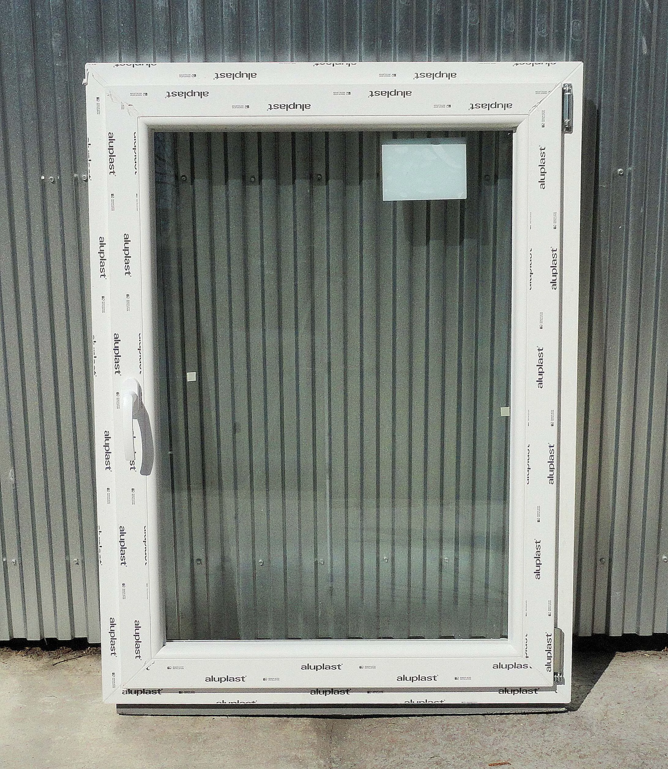90x120 Bukó / nyíló műanyag ablak JOBB (Aluplast Siegenia) - (Gyártási mérete: 88x118cm)