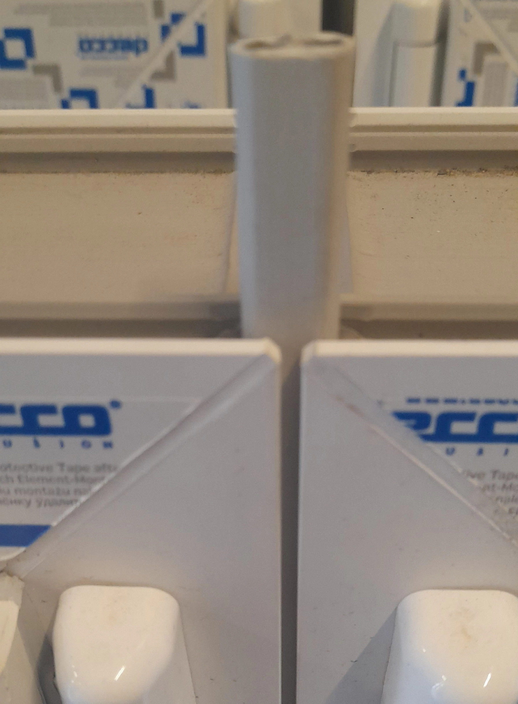 Soroló DECCO rendszer (rejtett)